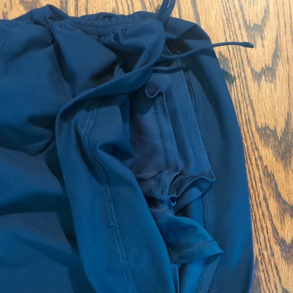 Sporty navy skort Knit Nicole Miller Side Ruched Ties Built In Panties EUC Sz L - Picture 4 of 6